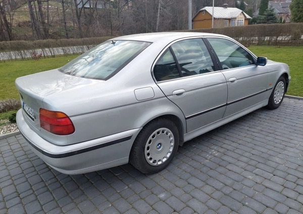 BMW Seria 5 cena 7900 przebieg: 299500, rok produkcji 1999 z Krosno małe 22